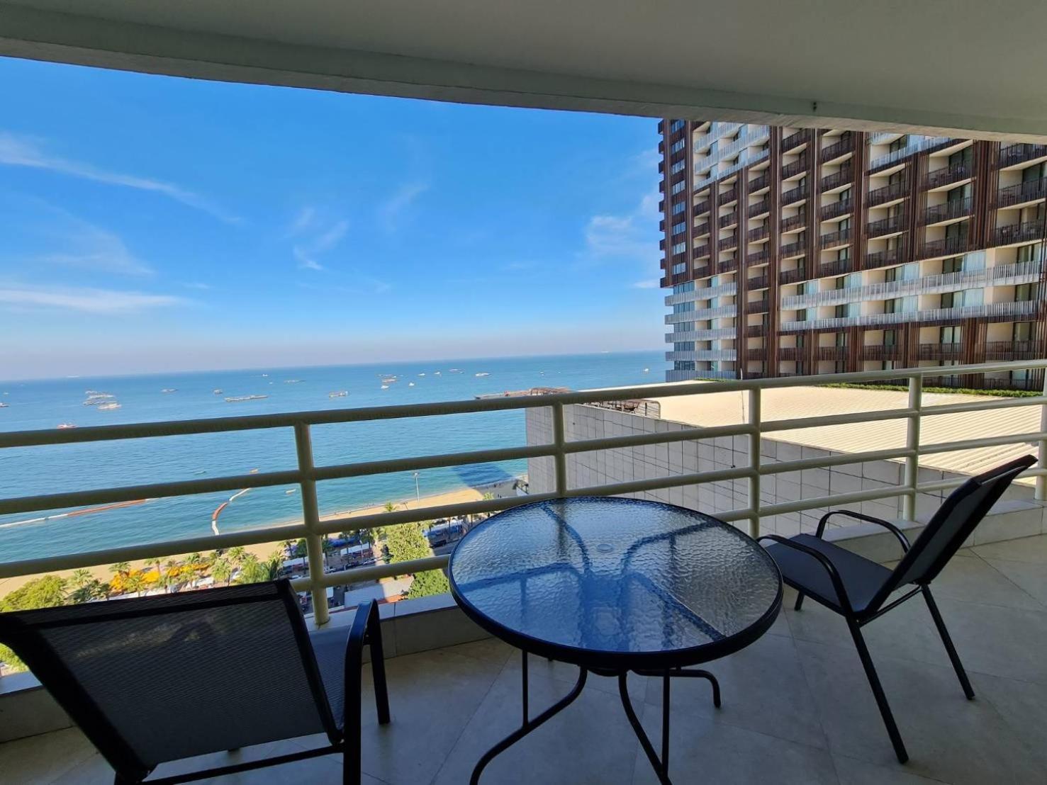 View Talay 6 Pattaya Beach By Anatolia Condo Suite Exterior foto