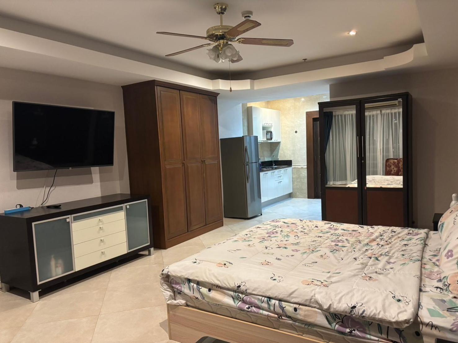 View Talay 6 Pattaya Beach By Anatolia Condo Suite Exterior foto